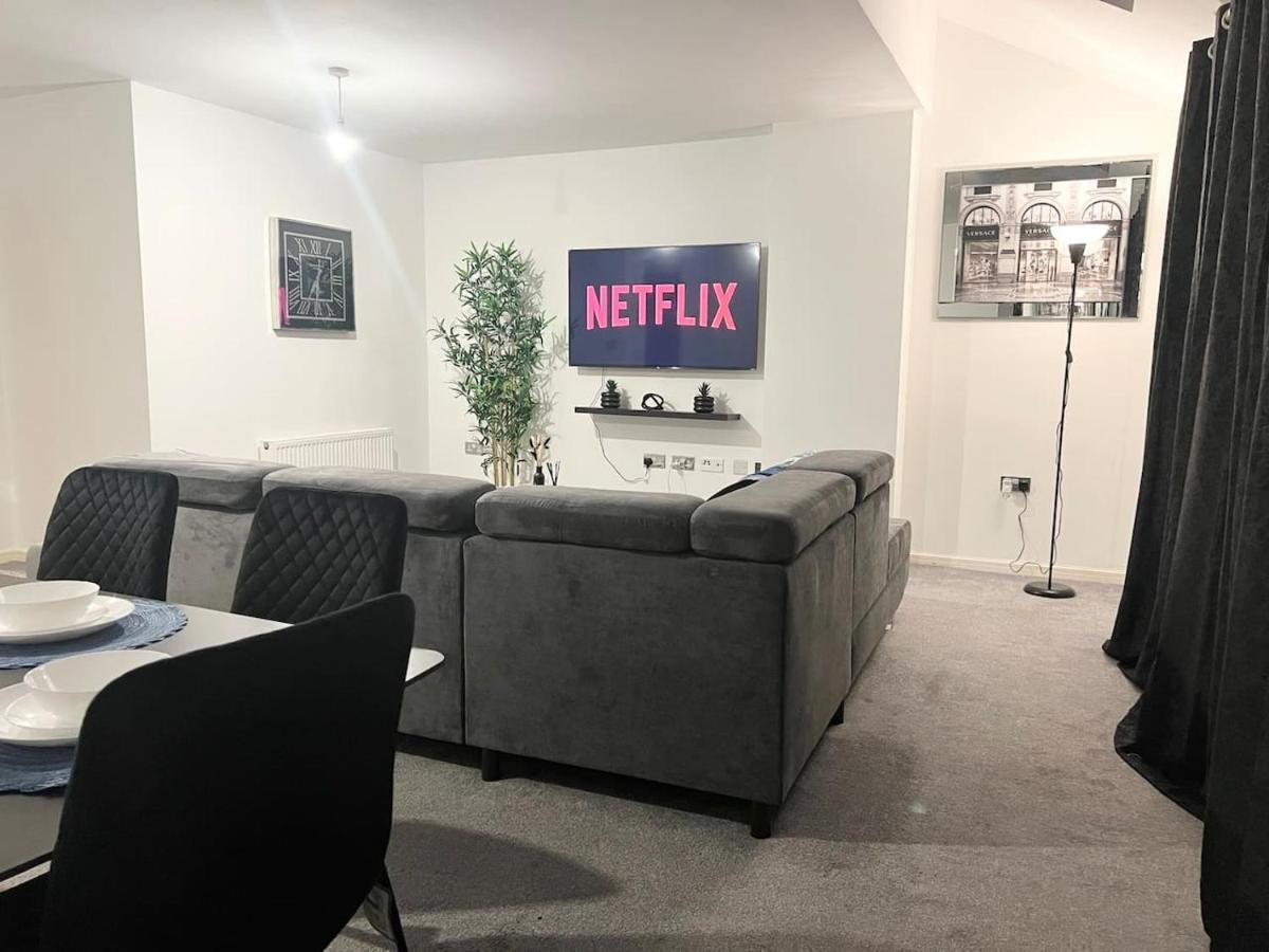Secure Parking 3 Bedroom Stylish House With Garden Apartamento Manchester